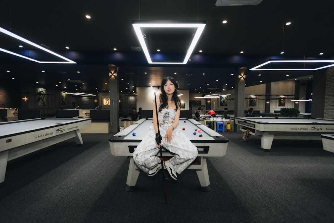 赵丽颖冯绍峰离婚4年后距离多大？乡村女孩逆袭成时髦女王